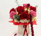 Scarlet Romance Hatbox