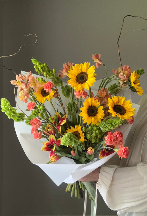 A bouquet -“You are my Sunshine”