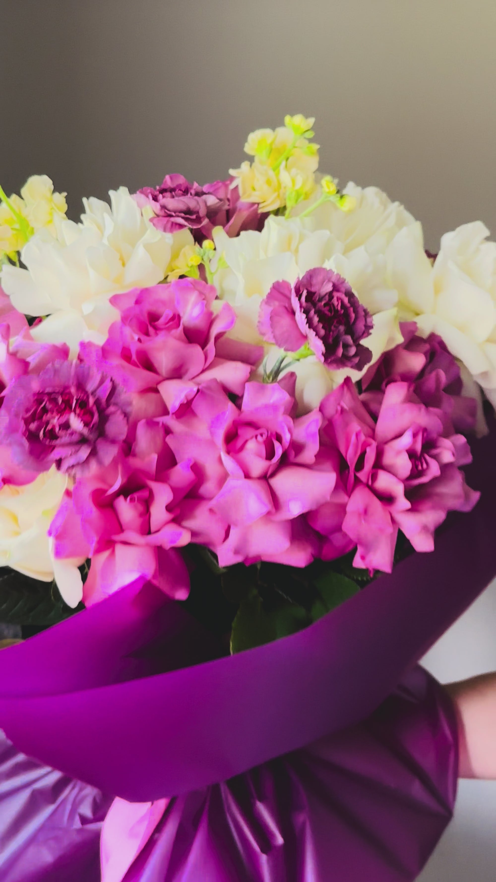 Plum Pie-luxury French Rose Bouquet